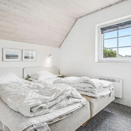 6 Bedroom Beautiful In 度假居 Romo