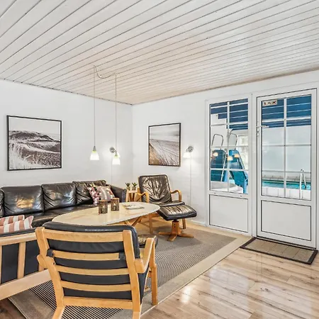 Feriehus 6 Bedroom Beautiful In *